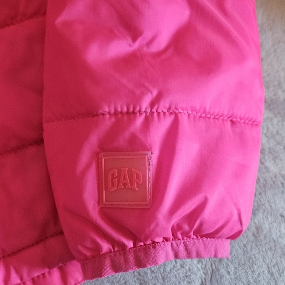 GAP Jacket - Picture 2 of 4
